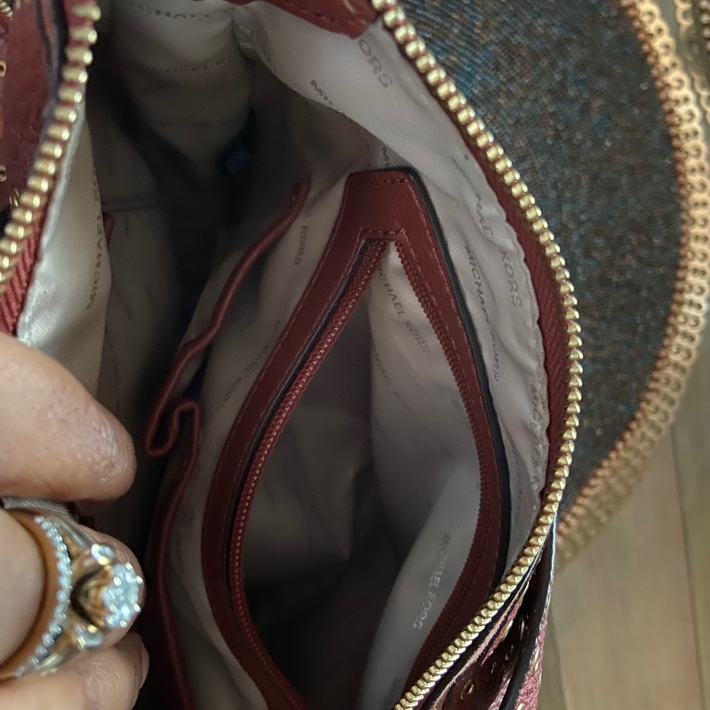 Michael Kors purse & wallet - Picture 13 of 16